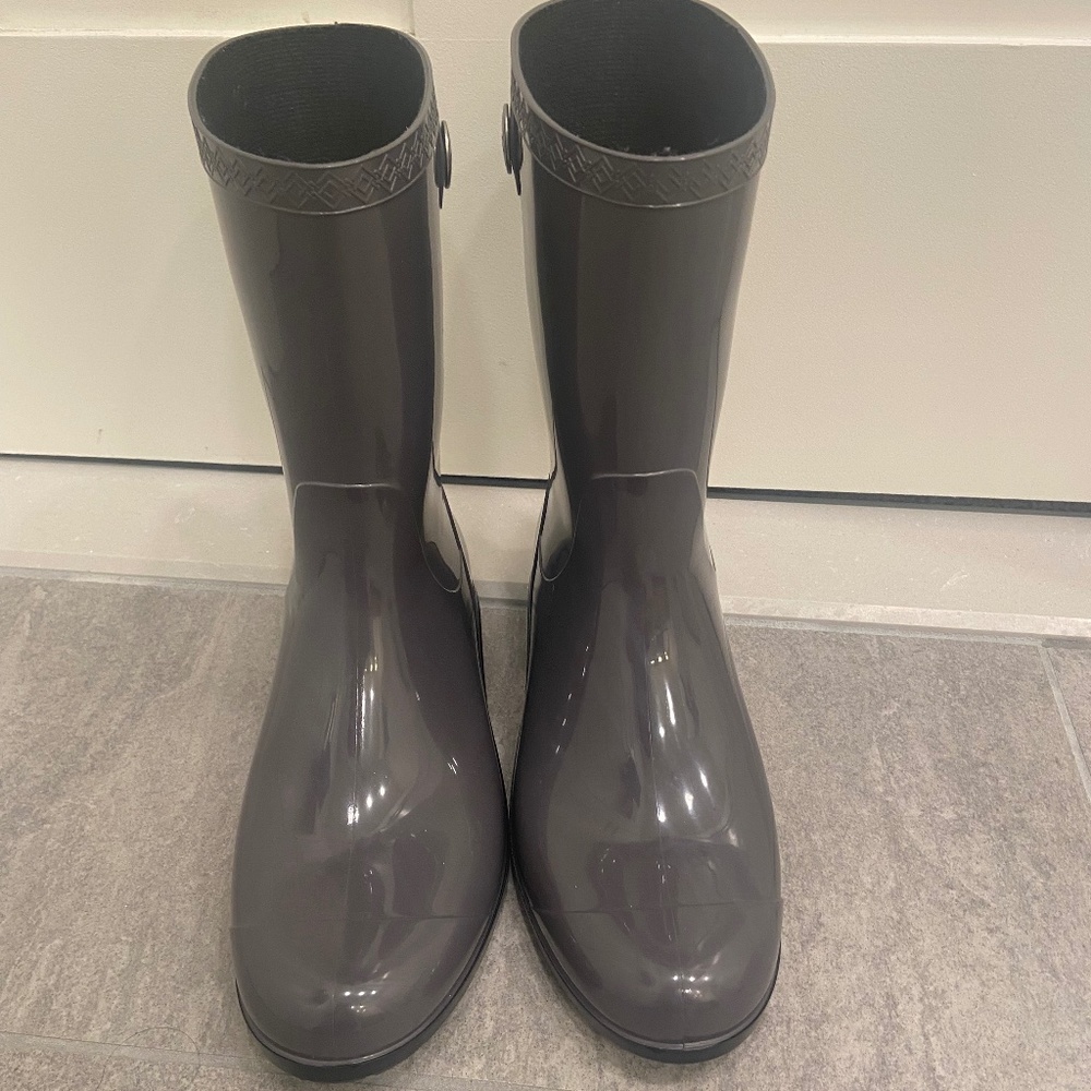 Ugg Lined Rain Boots